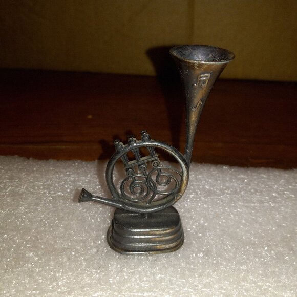 Miniature French Horn Vintage Pencil Sharpener Die Cast - Picture 1 of 7